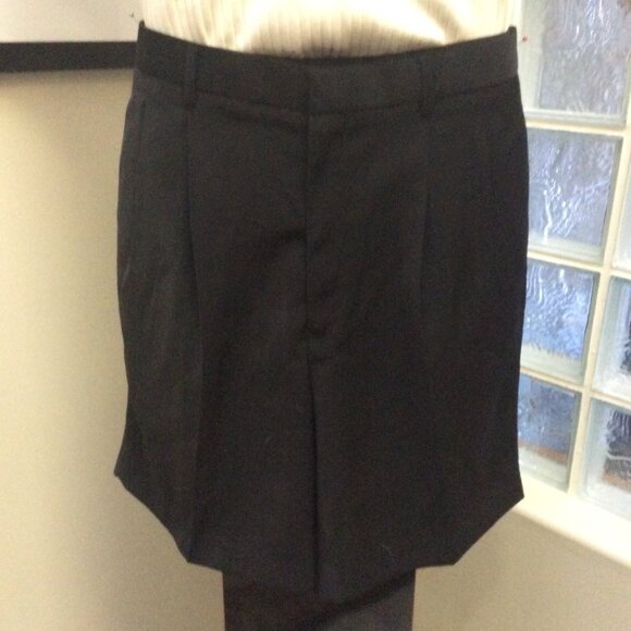 Men's Black Pleated Dress Shorts RON CHERESKIN Size 38 - Picture 2 of 3